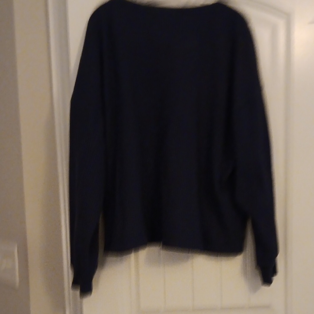 Sweatshirt - Picture 5 of 6